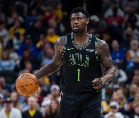 中途退赛！锡安第三节中段返回更衣室 鹈鹕宣布其本场不会回归