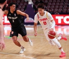 媒体人：太久没看过国家队这么振奋人心的比赛 所有人都站了出来