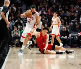 上海体育-如果NBA只剩下最后一个传统中锋|亚当斯|史蒂文-亚当斯|锡安-威廉姆森|俄克拉荷马雷霆队|泰-吉布森_新浪体育_新浪新闻