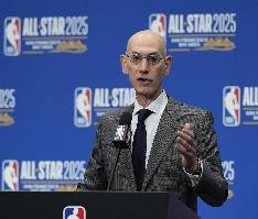 没钱就看集锦?库班:萧华说错了 但他仍是少数为球迷发声的人