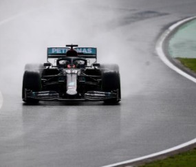 中超直播-汉密尔顿续约进展缓慢 梅奔母公司视拉塞尔为备选